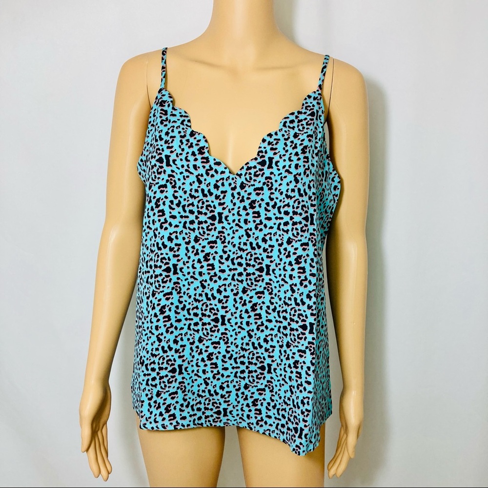 NWOT Socialite Scalloped V-Neck Camisole Top Blue Pink Black Leopard Print Sz M